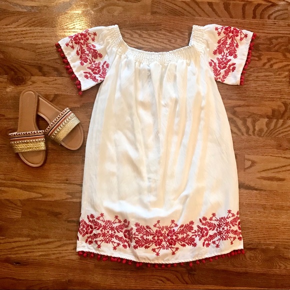 ☀️Forever 21 White & Red Off the Shoulder Dress - Picture 5 of 9